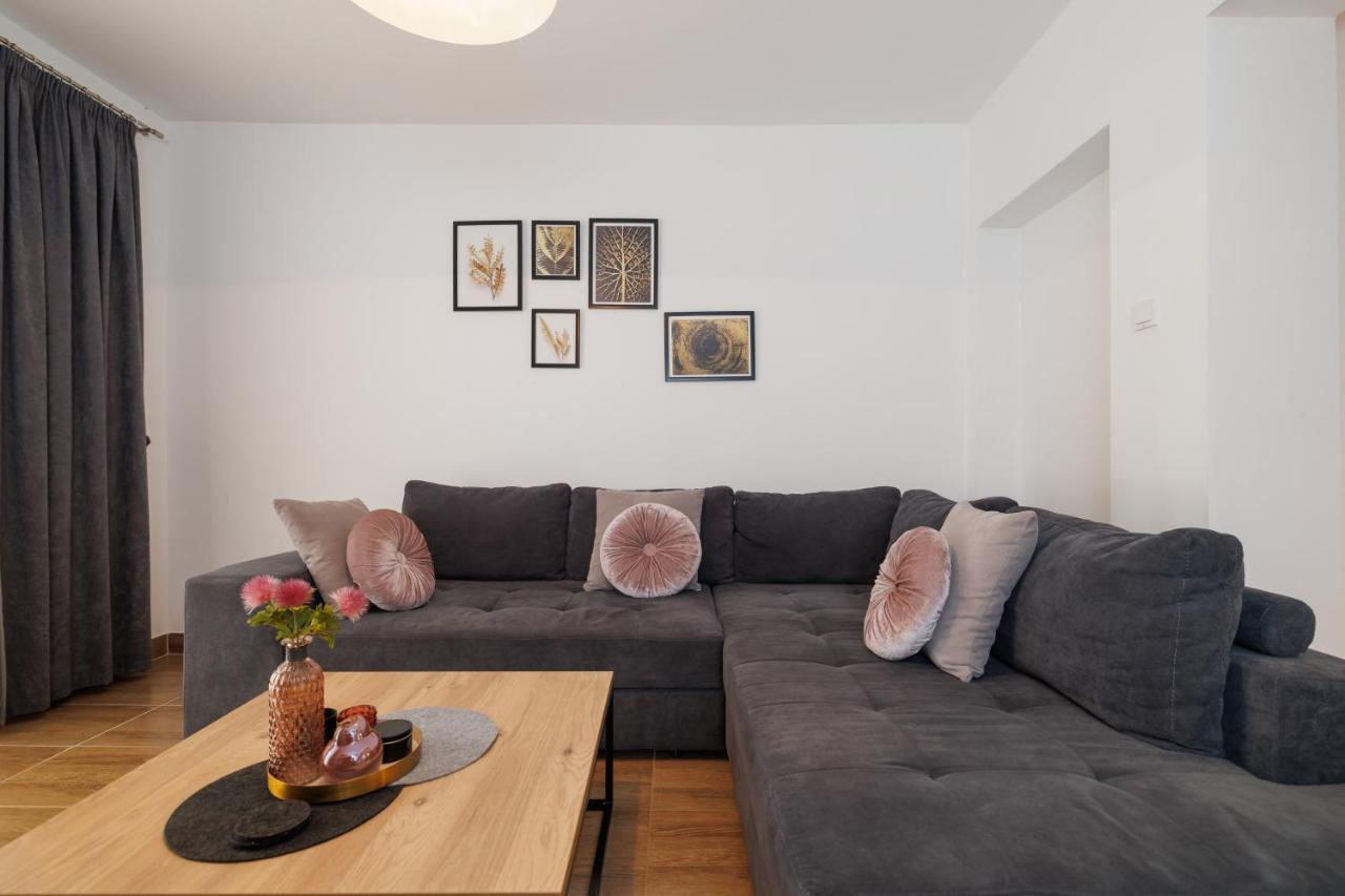 Spacious And Modern App With Big Terrace Malinska Εξωτερικό φωτογραφία
