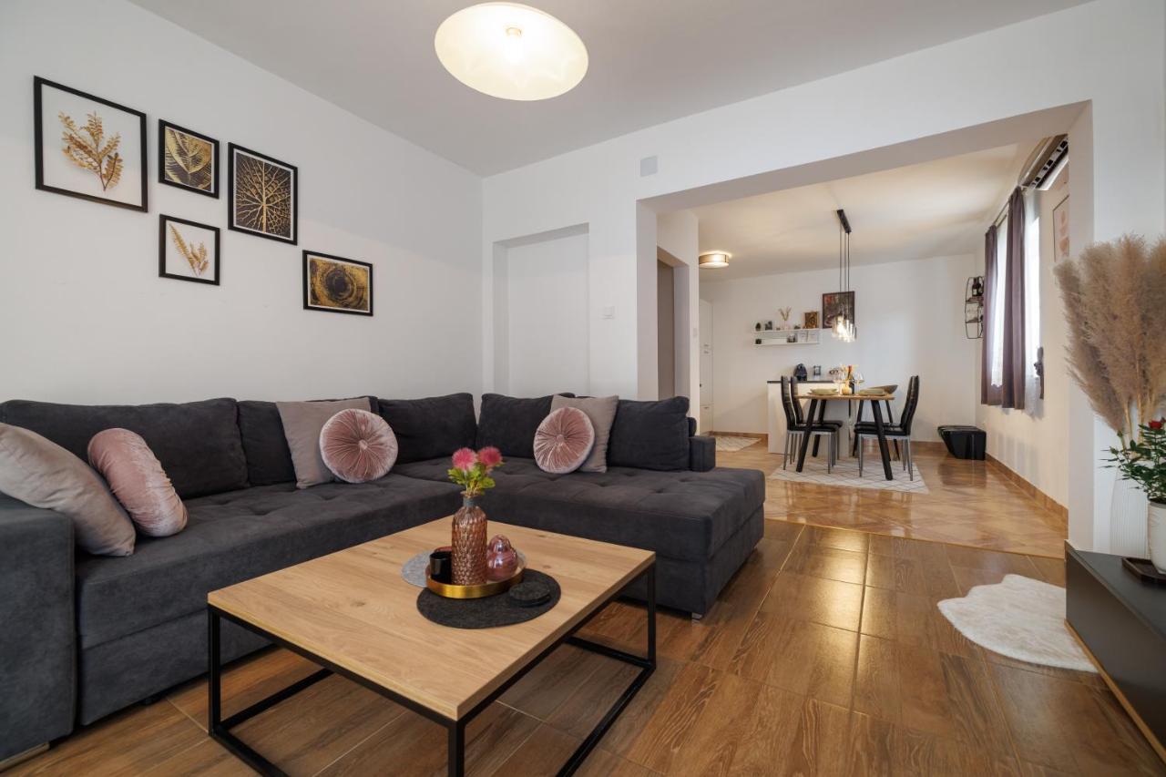 Spacious And Modern App With Big Terrace Malinska Εξωτερικό φωτογραφία