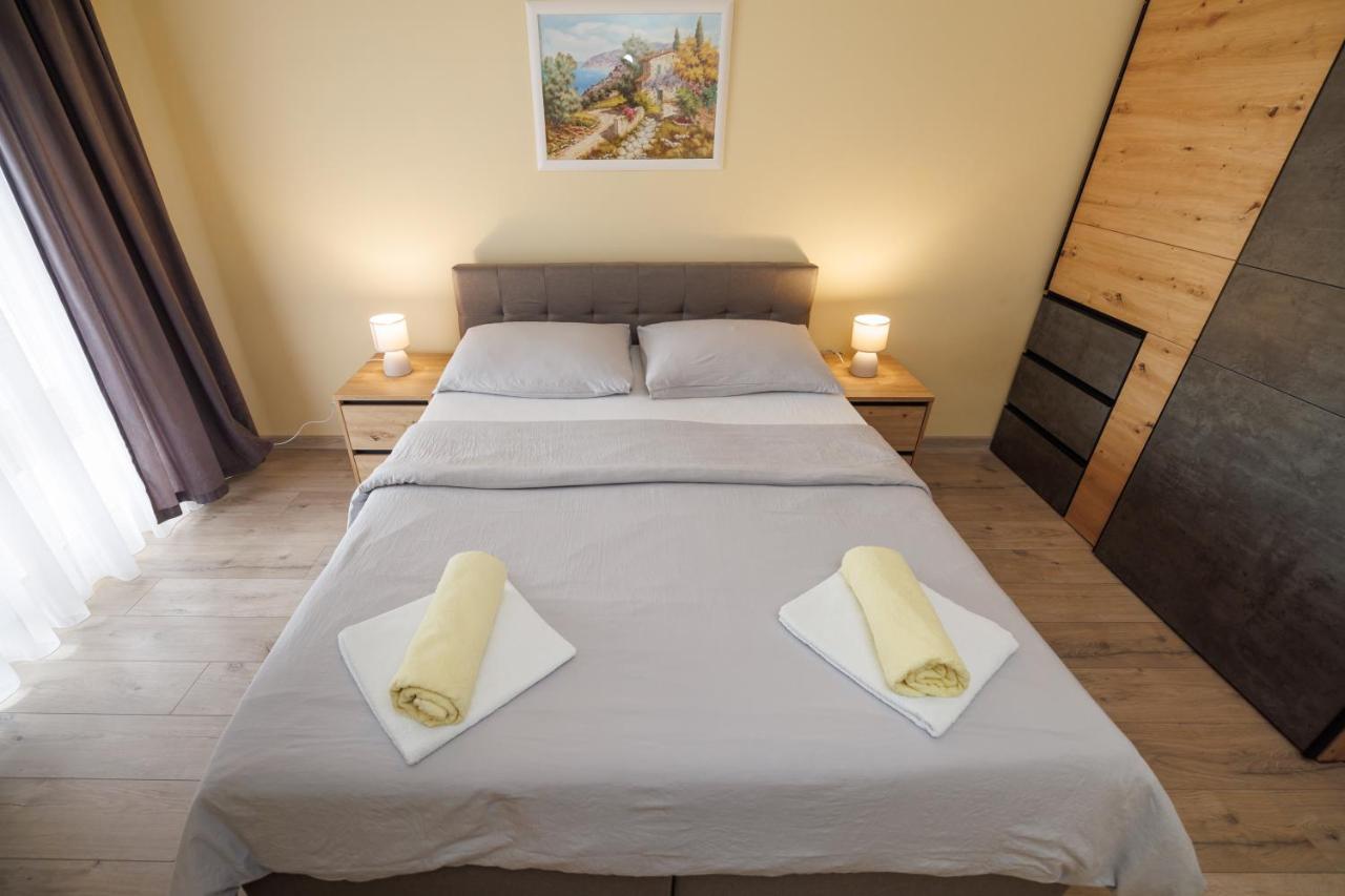 Spacious And Modern App With Big Terrace Malinska Εξωτερικό φωτογραφία
